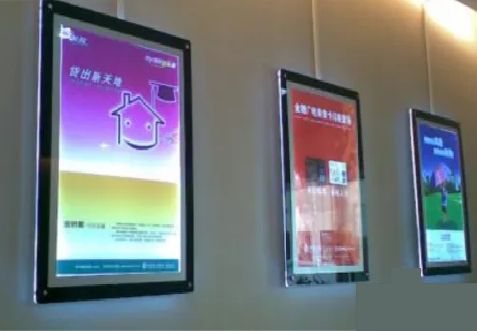 城固什么是超薄灯箱?