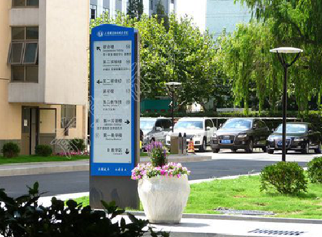 城固哪些因素影响宣传栏的制作？